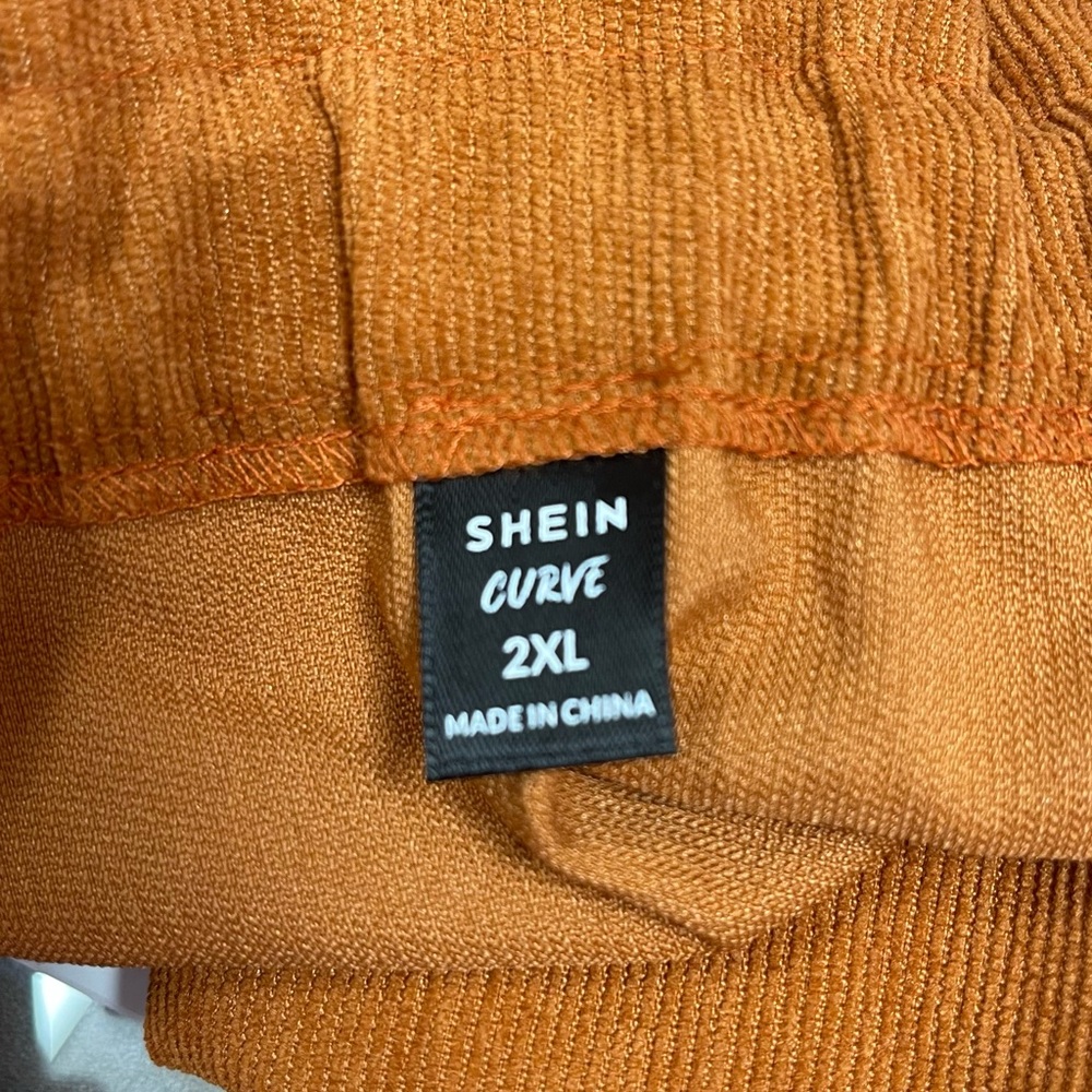 SHEIN Essnce Plus Solid Belted Button Through Corduroy Skirt Size 16 (2XL) - Picture 5 of 9